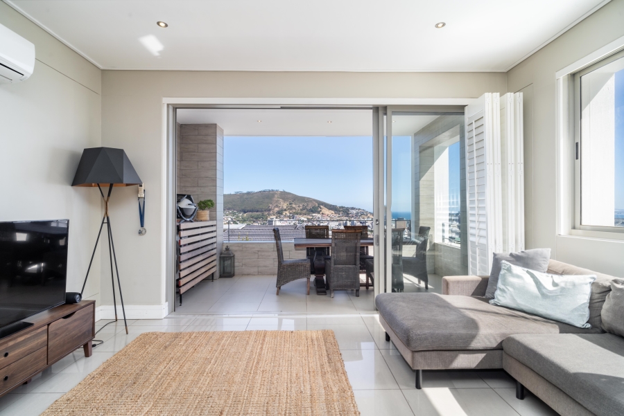 2 Bedroom Property for Sale in Vredehoek Western Cape